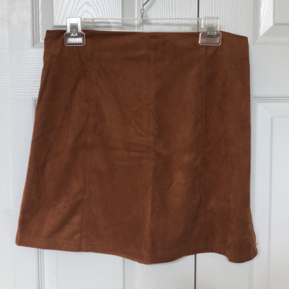 Soft Velvet Textured Midi Skirt